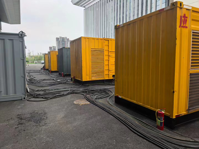 义马不同季节柴油发电机组保养有哪些注意事项?